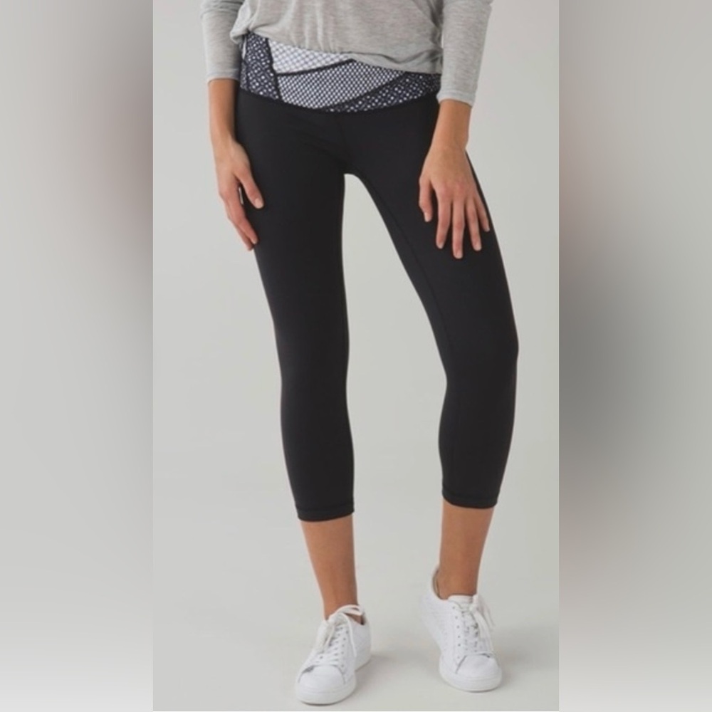 lululemon athletica Wunder Under Crop III